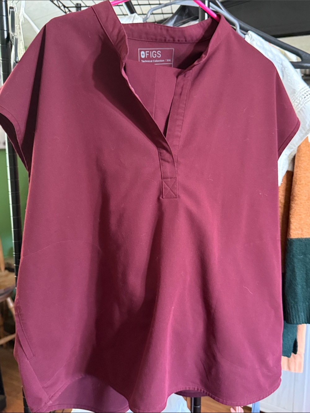 FIGS Women's Burgundy Split-Neck Tunic Top and pants set